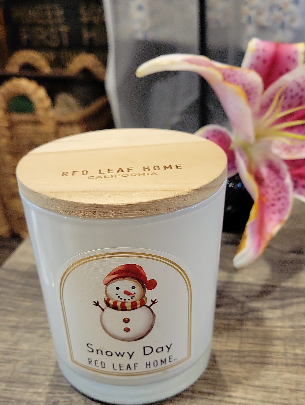 Snowy Day Jar Candle/Red Leaf Home / Brand New